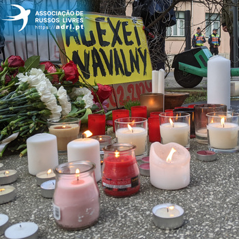 Um memorial a Alexei Navalny em Lisboa